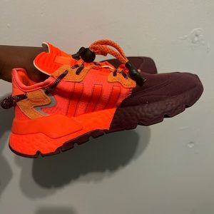 IVY PARK Nite Jogger- Maroon. Men’s size 5 .